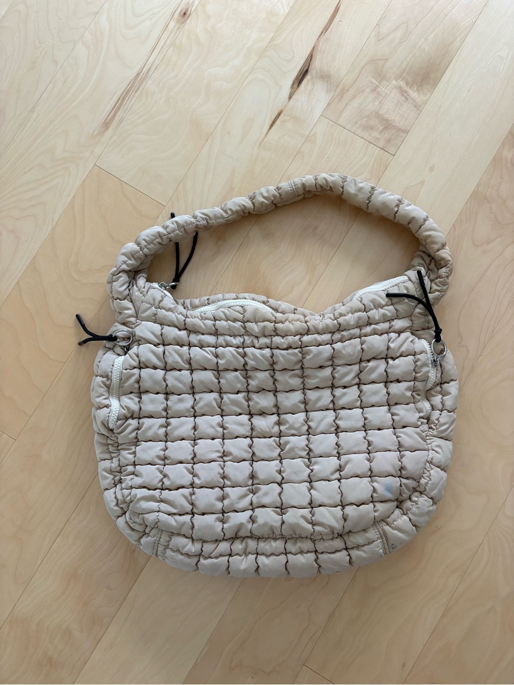 Quilted Cream Shoulder  Carry On Bag